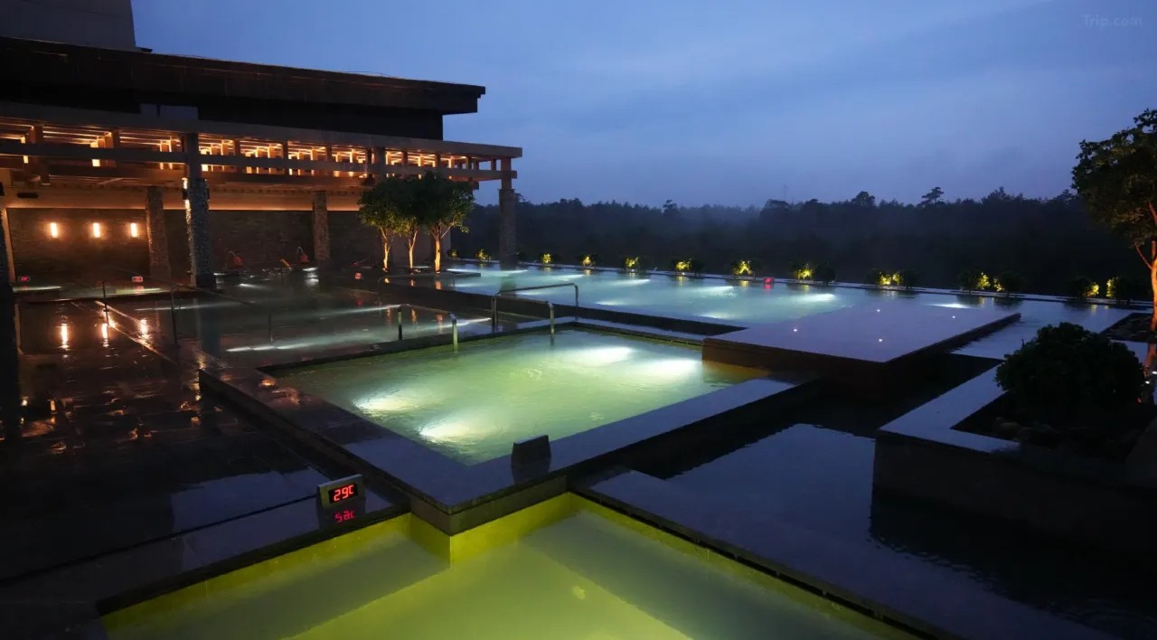 실외 노천 온천